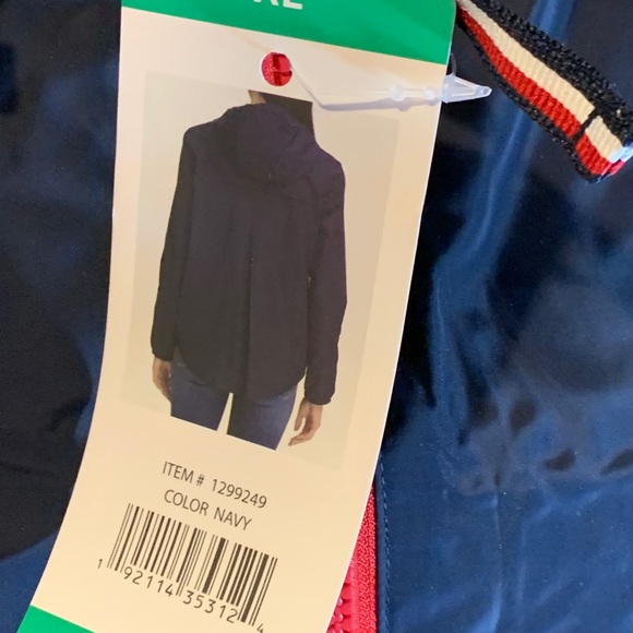 New! Tommy Hilfiger Jacket - Picture 2 of 5